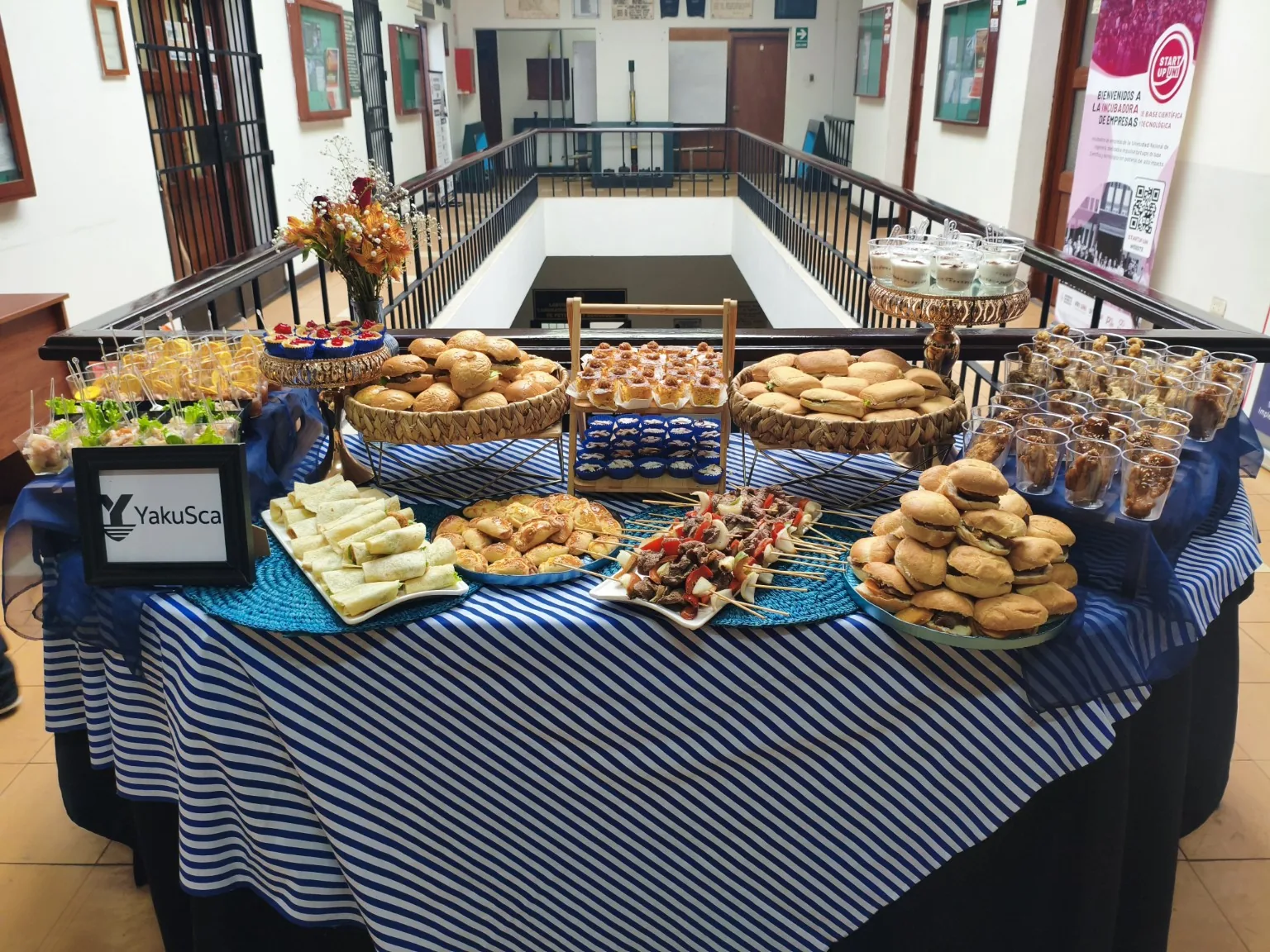 Montaje real de catering empresarial Jhoremy